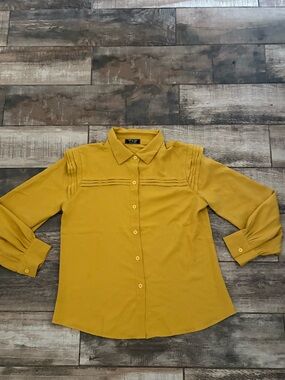 Button-Front Mustard Yellow Women's Shirt with Pintuck Detail